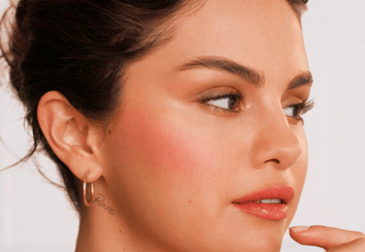 Blush Lifting: cómo aplicar el blush para verte y sentirte más joven